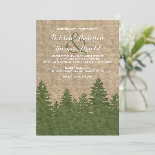 Rustikale Burlap Pine Trees Winter Wedding Einladu Einladung (Stehend Vorderseite)