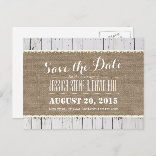 Rustikale Burlap- und Holzstreifen-Hochzeit retten Ankündigungspostkarte (Vorne/Hinten)