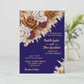 Rustikale Cinnamon Rose Wildblume Navy Blue Weddin Einladung (Stehend Vorderseite)