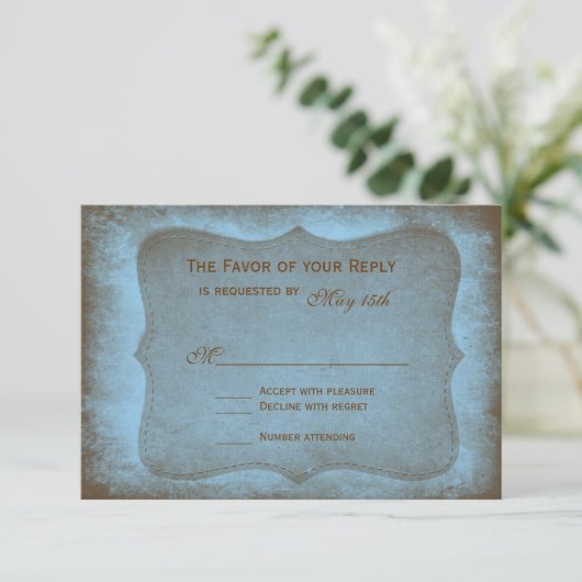Rustikale Country Muddy Blue Wedding RSVP Cards (Stehend Vorderseite)