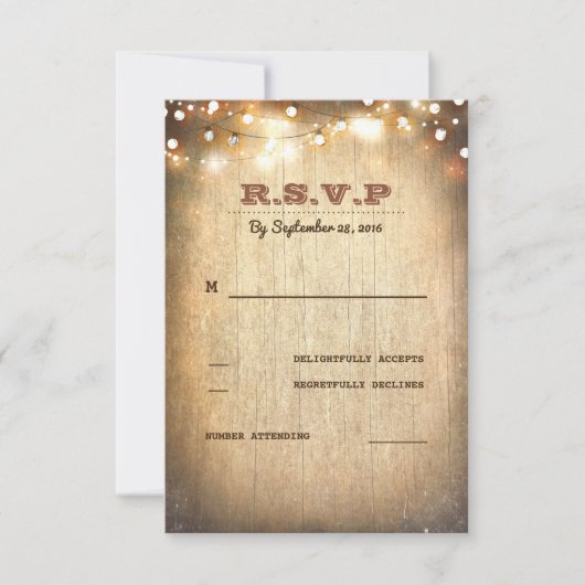 Rustikale Country String Lights Hochzeit RSVP Card Karte (Vorderseite)