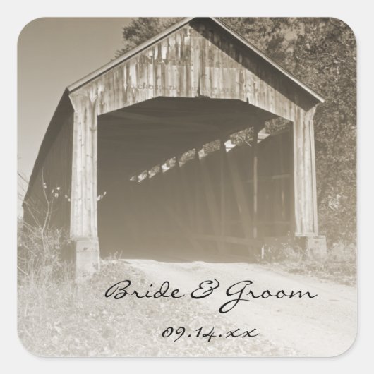 Rustikale Covered Bridge Wedding Quadratischer Aufkleber (Vorderseite)