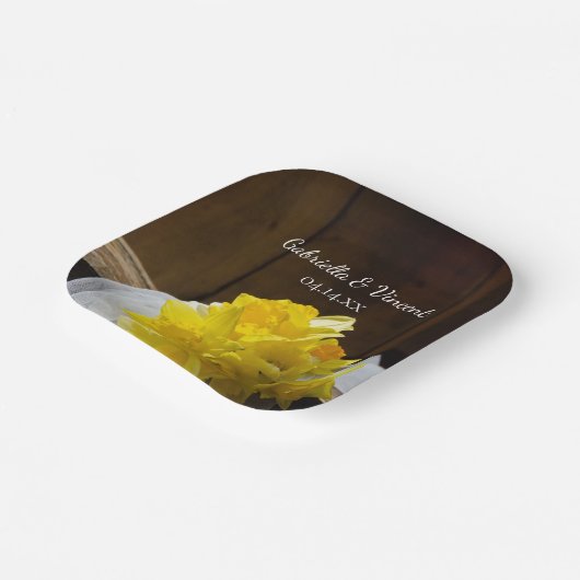 Rustikale Daffodien und die Hochzeit von Stallholz Pappteller (Gewinkelt)