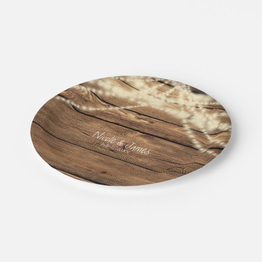 Rustikale Dreamy Lights & Wood Rustikale Hochzeit Pappteller (Schrägansicht)