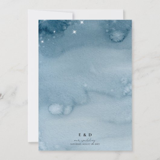 Rustikale dunkelfarbene blaue Wasserfarbe Hochzeit Einladung (Rückseite)