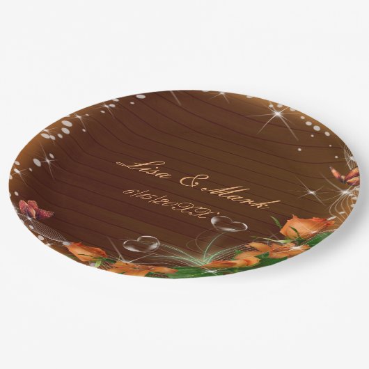 Rustikale Dunkelholz-Blütenschmetterlingshochzeit Pappteller (Schrägansicht)