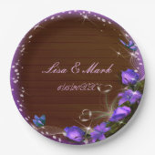 Rustikale Dunkelholz-Lila Blütenschmetterlingshoch Pappteller (Vorderseite)