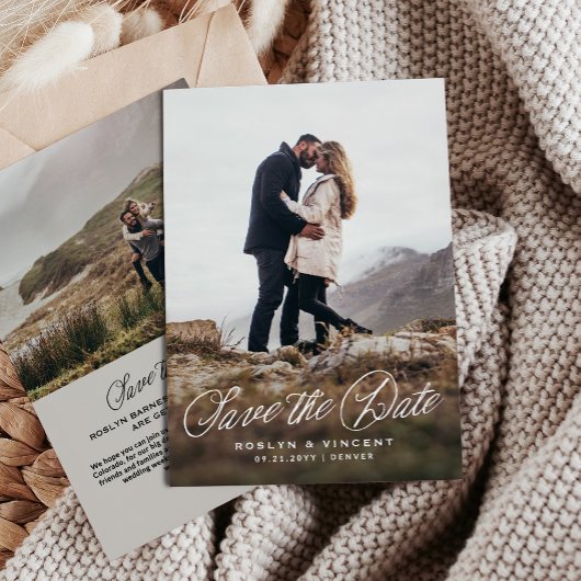 Rustikale einfache stilvolle Hochzeit mit zwei Fot Save The Date