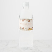 Rustikale Elegant Little Pumpkin Fall Babydusche Wasserflaschenetikett (Vorderseite)