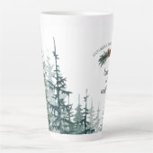 Rustikale Evergreen Winter Wedding Latte Tasse (Vorderseite)