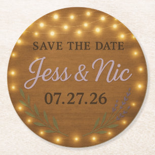 Rustikale Fairy Light Save-the-Date-Unterlage Runder Pappuntersetzer