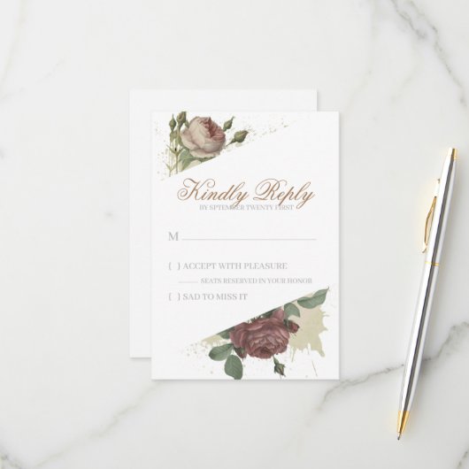 Rustikale florale Burgund Marsala Blush Rose Moder RSVP Karte (Vorderseite/Rückseite Beispiel)