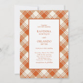 Rustikale gedämpfte orangefarbene Karo-Gingham-Hoc Einladung (Vorderseite)