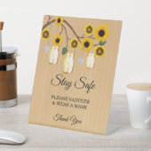 Rustikale Gelbe Blumenmason Jars Hochzeitsicherhei Sockelschild (In SItu)