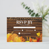 Rustikale Glitzer Pumpkin Herbsthochzeit RSVP Karte (Stehend Vorderseite)