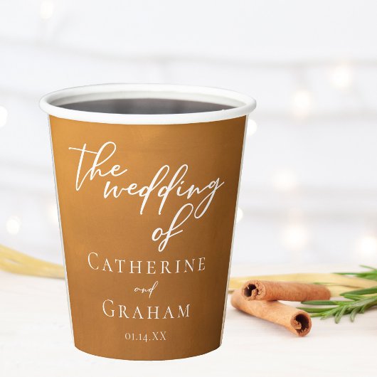 Rustikale Goldtypografie Einfache Hochzeit im Herb Pappbecher
