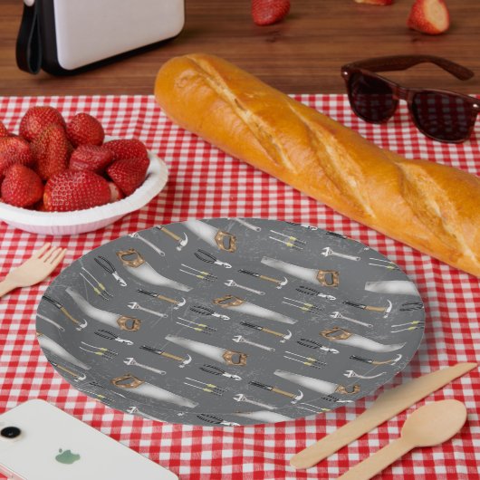 Rustikale Handwerkerwerkzeuge Pappteller (Picknick)