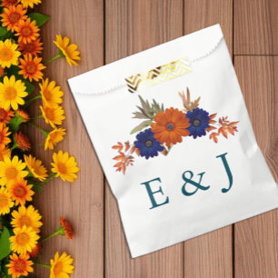 Rustikale Herbst-Hochzeit in Orange und Marineblau Geschenktütchen