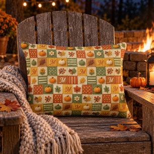 Rustikale Herbst-Patchwork-Kürbis-Monogramm Dekokissen