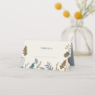 Rustikale Herbstblätter fallen auf eine Hochzeit Platzkarte