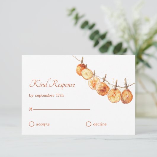 Rustikale Herbstboho getrocknete Orange Garland Ho RSVP Karte (Stehend Vorderseite)