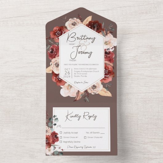 Rustikale Herbstflora am braunen Abendessen All In One Einladung (Innen Boden)