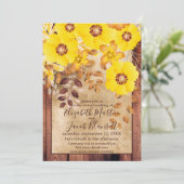 Rustikale Herbstgelbe Wilde Rose Virtual Wedding Einladung (Stehend Vorderseite)