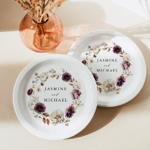 Rustikale Herbsthochzeit von Marsala Floral Wreath Pappteller