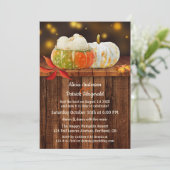 Rustikale Herbstlaub Pumpkin Post Hochzeit Einladu Einladung (Stehend Vorderseite)