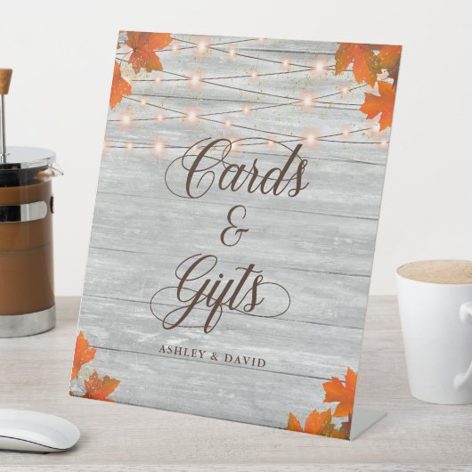 Rustikale Herbstlaube & Lichtkarten & Geschenke Sockelschild (In Situ)