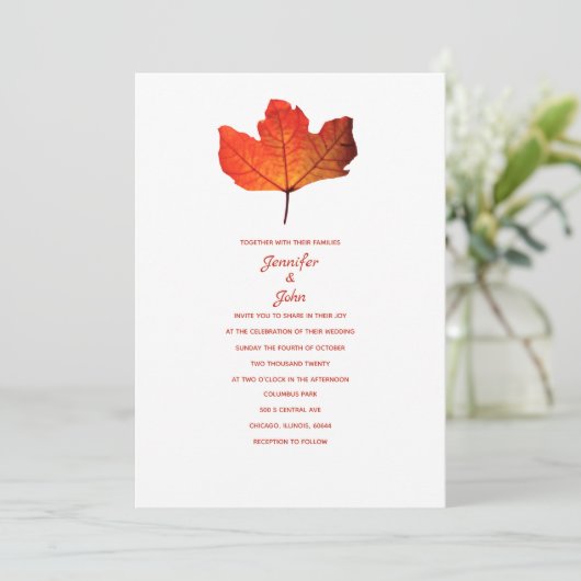 Rustikale Herbstleaf Burnt Orange Maple Classy Wed Einladung (Stehend Vorderseite)