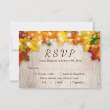 Rustikale Herbstlichter beleuchten RSVP Hochzeit