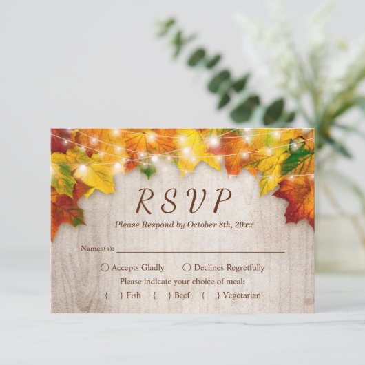 Rustikale Herbstlichter beleuchten RSVP Hochzeit (Stehend Vorderseite)