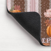 Rustikale Herbstpumpen und Blumenstrauß nahtlos Mousepad (Ecke)