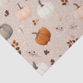 Rustikale Herbstpumpen und Herbstlaub Seidenpapier (Detail)