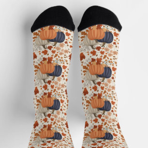 Rustikale Herbstpumpen Wildblumen Blätter Socken