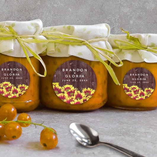 Rustikale Herbstsonnenblumen auf Zaunhochzeit Runder Aufkleber