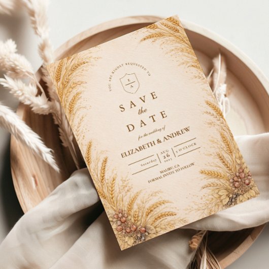 Rustikale Hochzeit auf einem alten Weizenfeld Save The Date