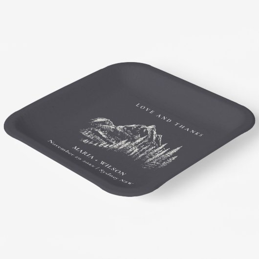 Rustikale Hochzeit der Pinienwälder Pappteller (Gewinkelt)