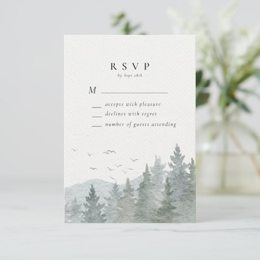 Rustikale Hochzeit des grünen Pinienwaldes RSVP Karte (Stehend Vorderseite)