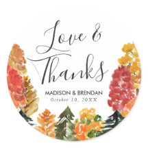 Rustikale Hochzeit im Herbst des Herbstwaldes