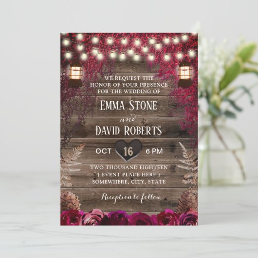 Rustikale Hochzeit im Herbst Lantern Burgund Rote Einladung (Stehend Vorderseite)