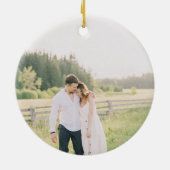 Rustikale Hochzeit im Pinienwald Keramik Ornament (Hinten)