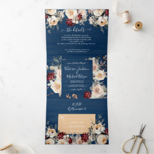 Rustikale Hochzeit mit blauem Creme Burgundy & Pea Dreifach Gefaltete Einladung