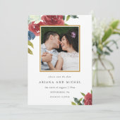 Rustikale Hochzeit mit Rot und Blütenblättern Foto Save The Date (Stehend Vorderseite)