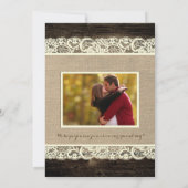 Rustikale Hochzeit| Stall-Holz-Spitzen und Burlap Einladung (Rückseite)