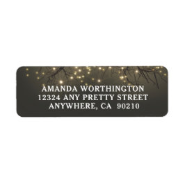 Rustikale Hochzeit von hellen Bäumen