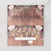 Rustikale Hochzeit von Holz und Streichellicht Platzkarte (Außenseite Aufgefaltet)