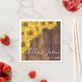 Rustikale Hochzeitsfeier mit hellgelben Sonnenblum Serviette (Beispiel)