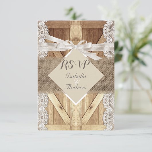 Rustikale Hochzeitstür Beige Weißholzholz-UAWG RSVP Karte (Stehend Vorderseite)
